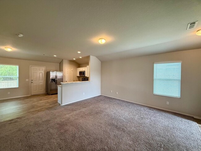 Photo - 8609 Westwood Crk Dr
