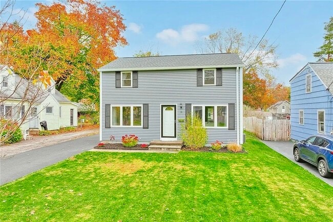 Building Photo - 78 Kimbark Rd