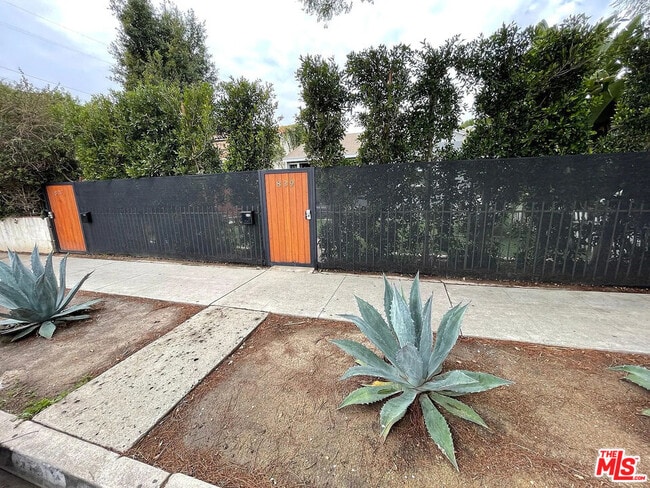 Photo - 837 Sunset Ave