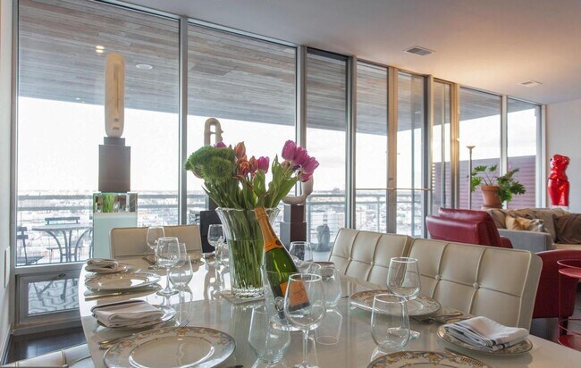 Photo - Rarely Offering Stunning 3bd/3.5 Loft w. E...