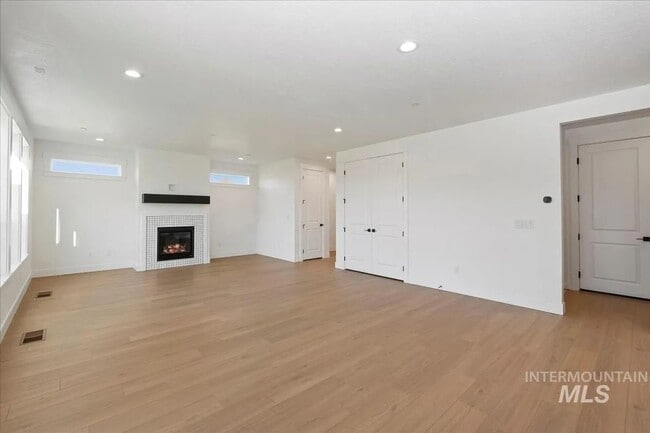 Photo - Spacious 4 Bed Home w/ Vaulted Ceilings, Office & Open Layout in Middleton