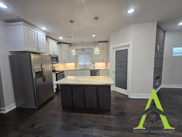 Photo - 921 N Temple Ave