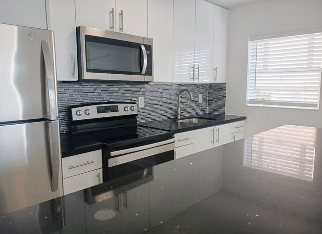 Photo - 4051 N Ocean Dr