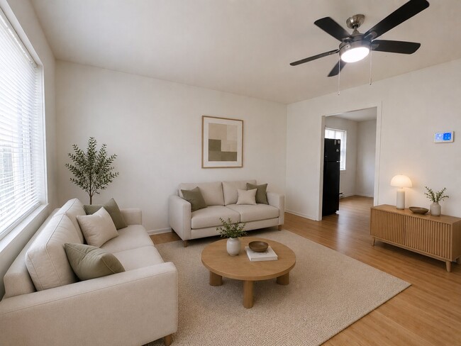 Photo - 2541 St Peter St