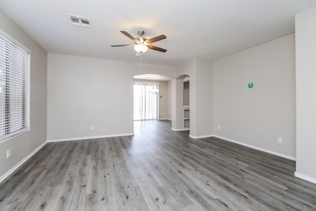 Photo - 831 S Nielson Ct