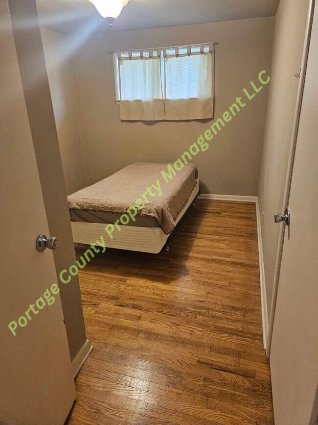 Photo - 3710 Stanley St