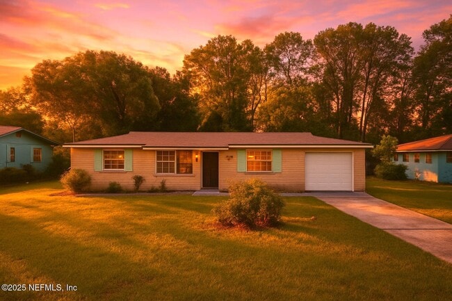 Building Photo - 4504 Lincrest Dr S Rental