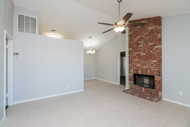 Photo - 12323 N 86th Ln