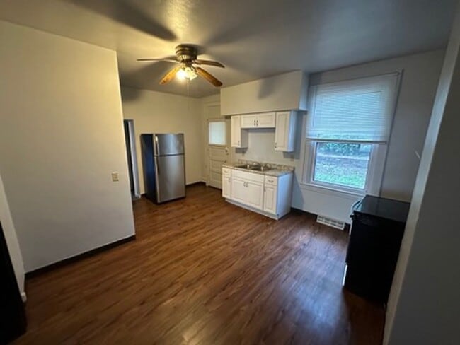 Photo - 526 Westinghouse Ave Unidad 1