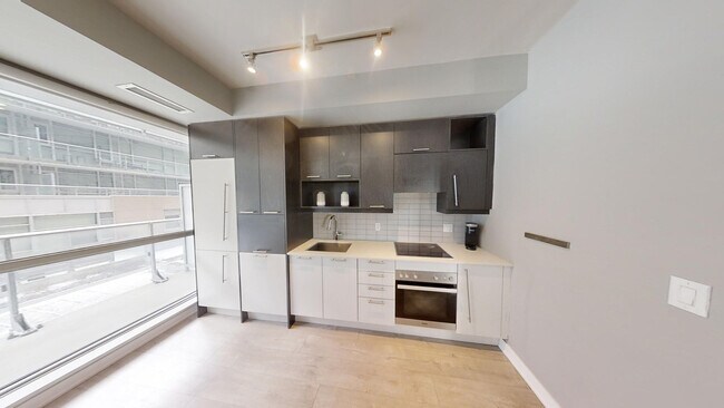199 Richmond St W Unit SI FL1-ID1030919P