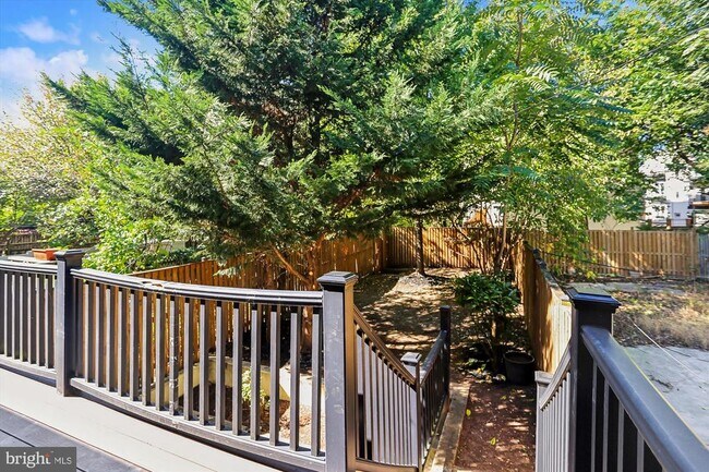 Photo - 3222 13th St NW Unidad 2