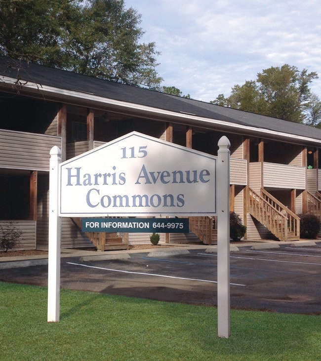 Harris Avenue Commons - Harris Avenue Commons Apartments