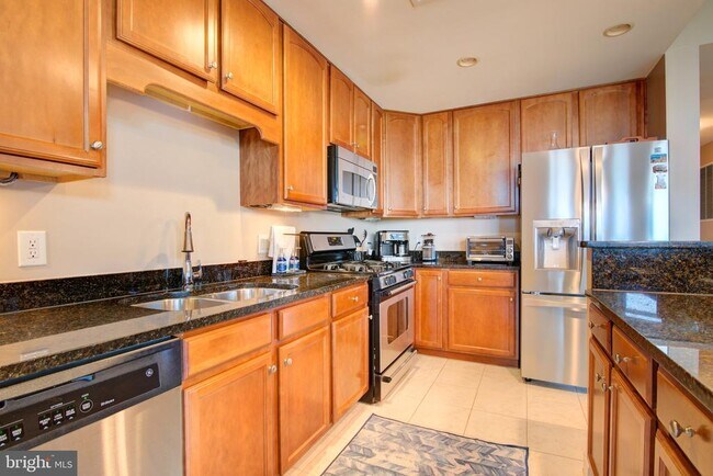 Photo - 1830 Fountain Dr Unit 501
