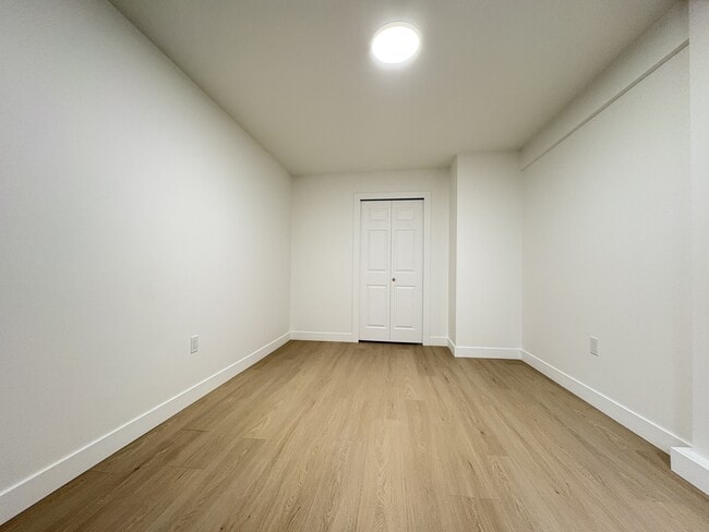 Photo - 4598 Sardis St