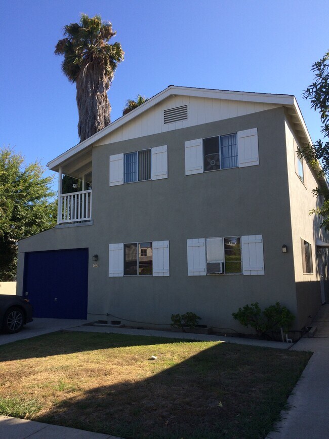 Front View, Unit 1 is street level - 1436 Harvard St Unit 4