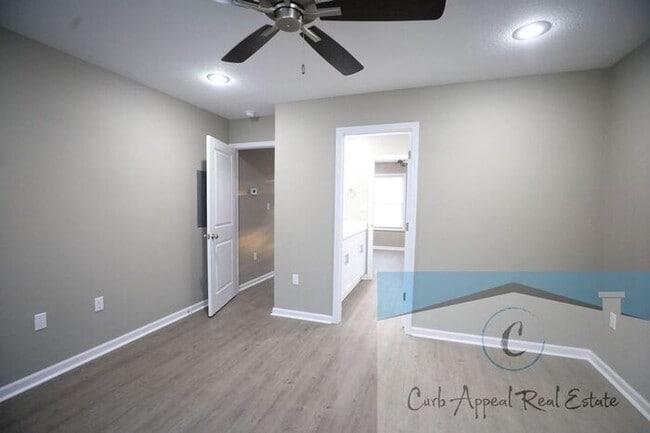 Photo - First month move in special $950!! Luxury 2 bed 2 bath apartment - brand new construction!! Washe...