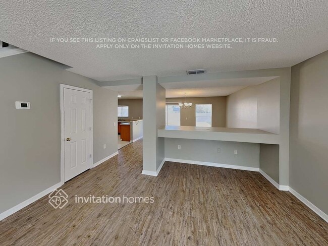 Photo - 1440 Blue Sky Way