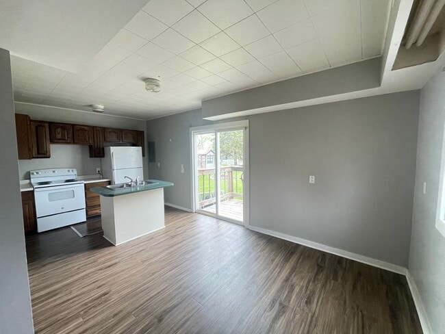 Building Photo - Single Family home in Camden, Indiana