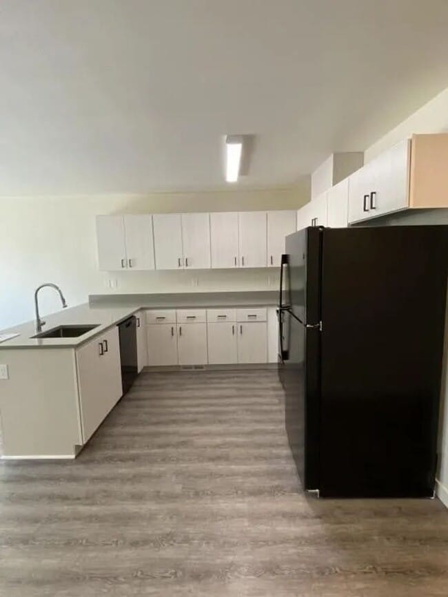 Photo - LanC01 Unit 2407