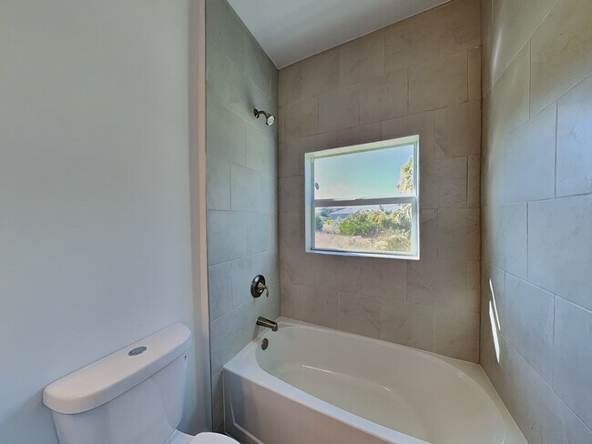 Photo - 20241 Lorette Ave