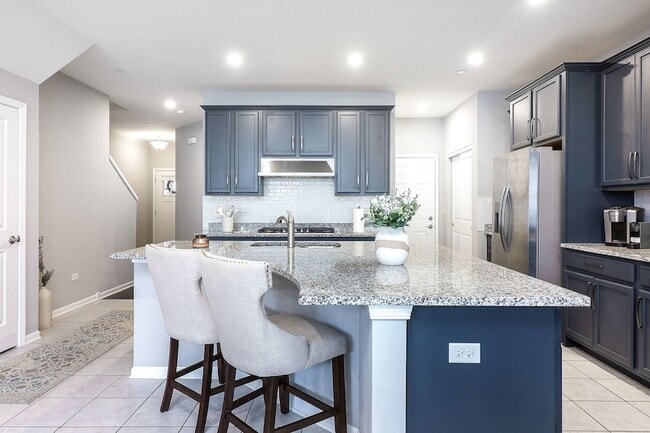 Photo - 169 Waverly Ct