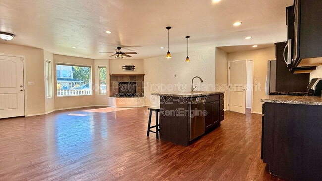 Photo - 302 Ashlin Ct