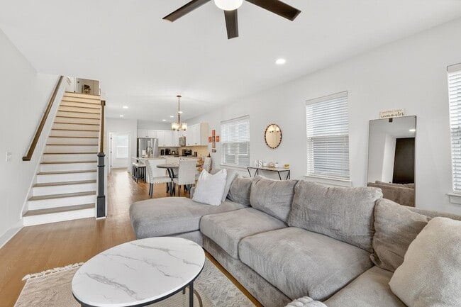 Photo - 5509B Louisiana Ave