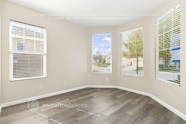 5736 Bridgecross Dr