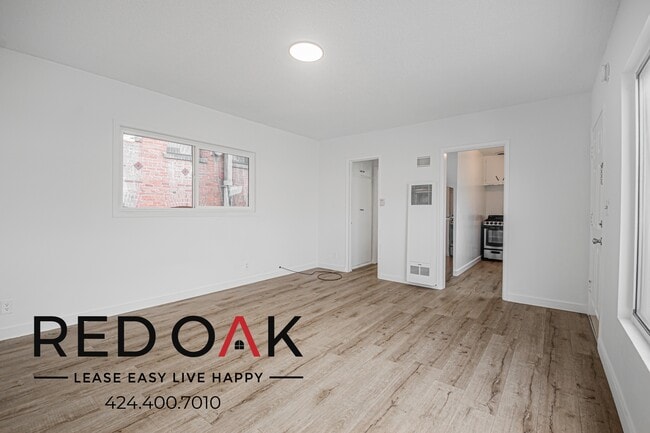 Photo - 439 S Catalina St Unidad 17