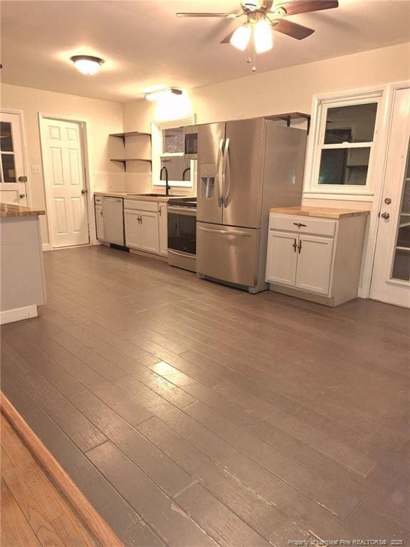 Photo - 422 Lansdowne Rd