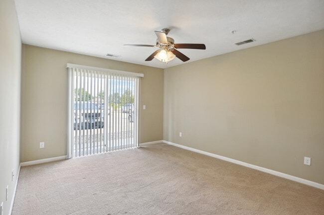 Photo - Eastland Apartments