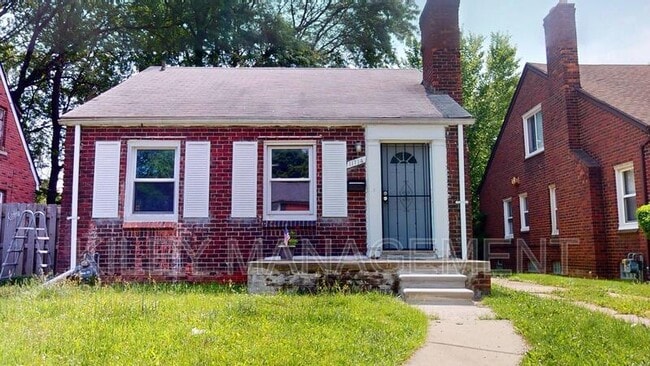 Photo - 11714 Riad St House
