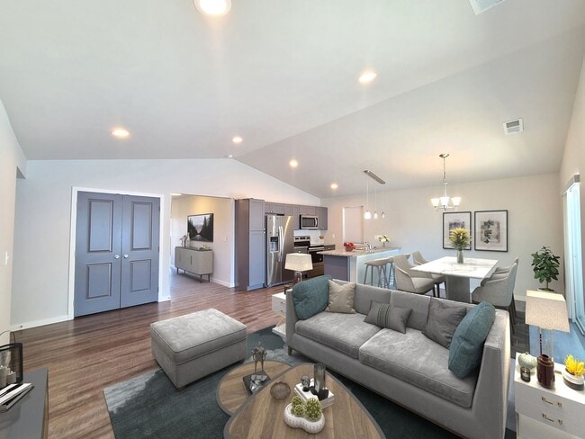 Photo - 3014 N Gillis Ct