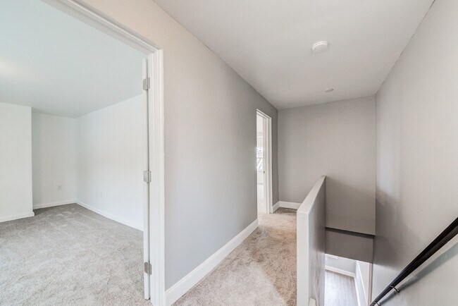 Photo - 744 Proctor Wy Unit Apt. 2