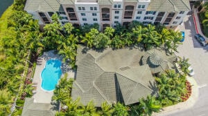 Building Photo - 1690 Renaissance Commons Blvd Unit 1611