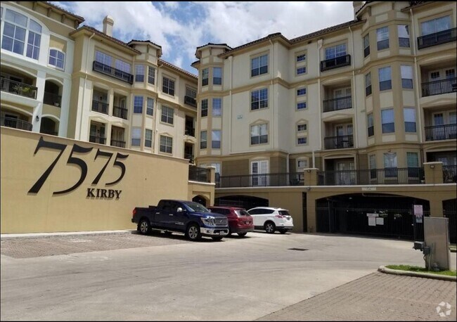 Building Photo - 7575 Kirby Dr Unit 2315 Rental