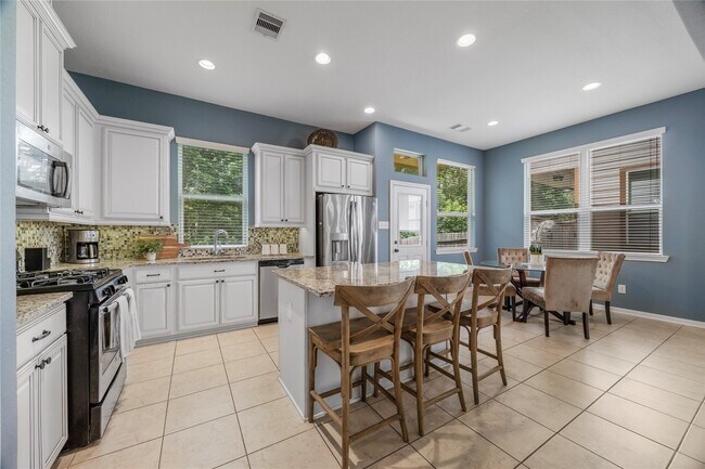 Photo - 122 Cheswood Forest Dr