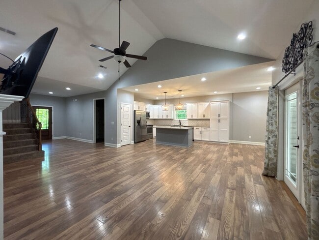 Photo - Private, Upscale Living Near Kingsport & Rogersville