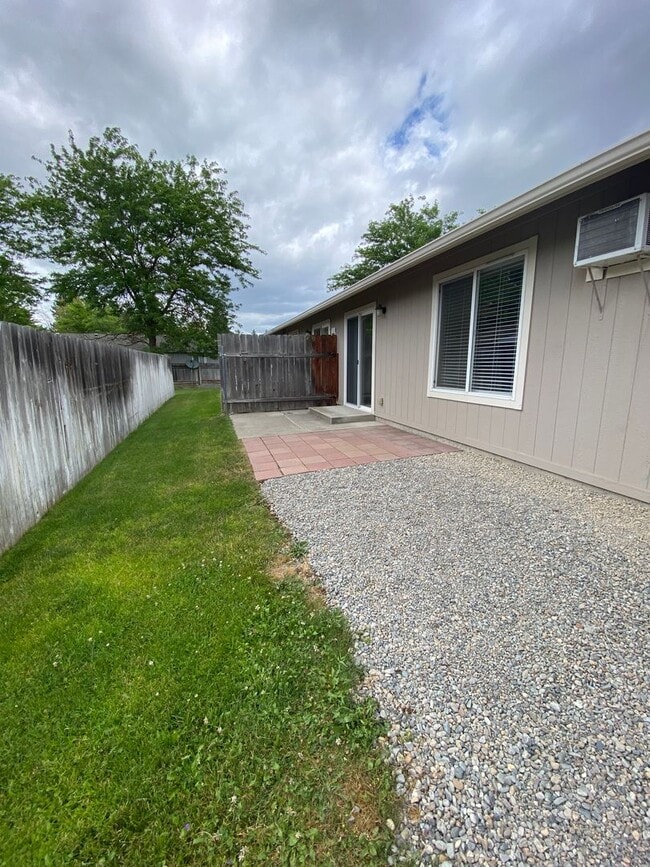 Photo - 3558 N 15th St