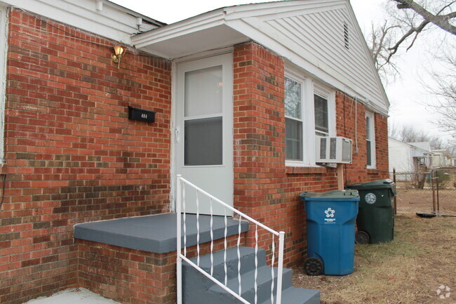 Building Photo - 2 bed, Tinker Close Rental