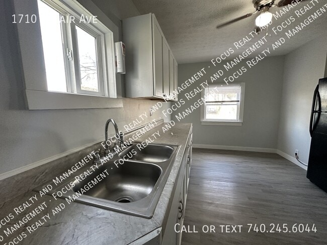 Photo - 1710 W Fair Ave