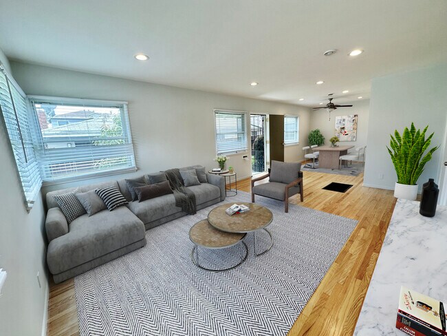 Photo - 8755 Reading Ave