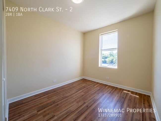 Photo - 7409 N Clark St Unit 2