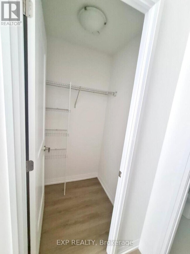 Photo - 25 Holly St Unité 1004