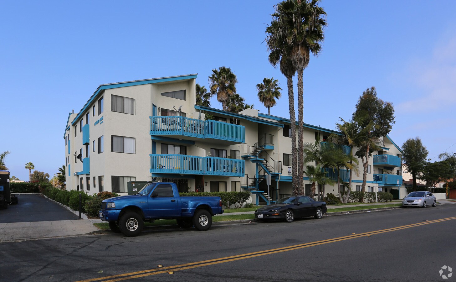 Hightower Manor - Hightower Manor Apartments