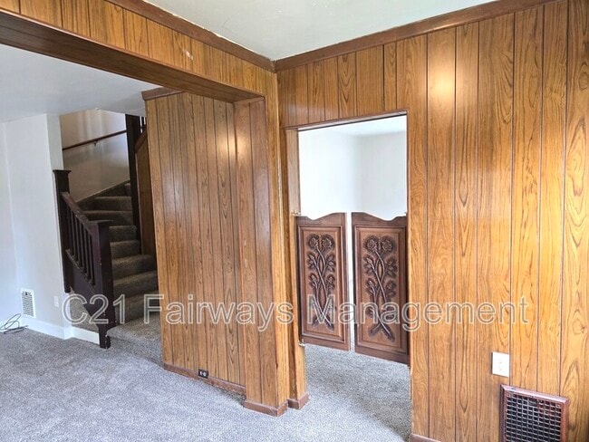 Photo - 453 Ohio Ave