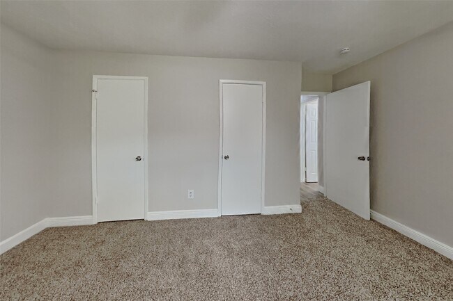 Photo - 16911 Cairngale St