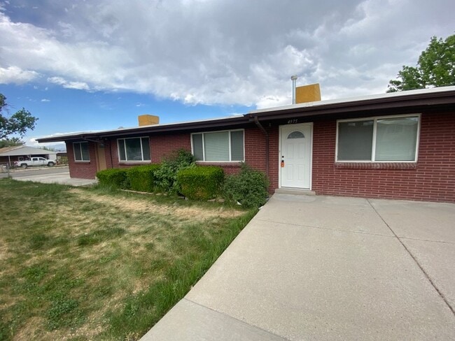 Building Photo - 4971 S 3535 W Unit 1