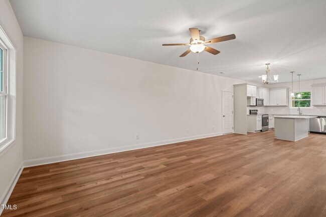 Photo - 156 Harmony Trl