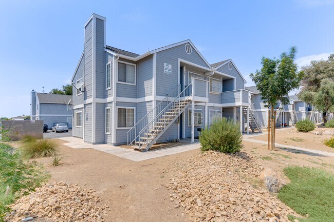 Building Photo - Experience modern living in this beautiful... Unit 166 Rental